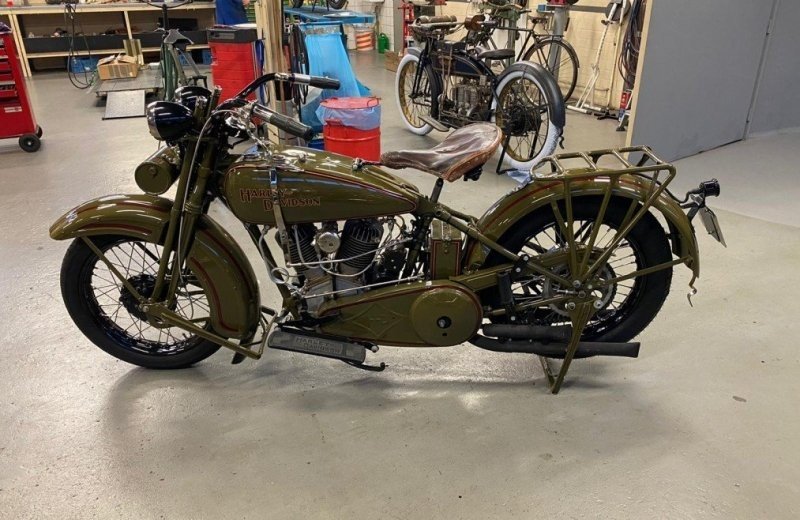 Harley davidson donkergroen 3