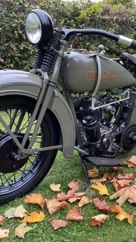 More than 200 Harleys and Indians